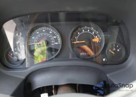 2015 Jeep Compass Sport из США, поврежденный, VIN 1C4NJCBA8FD413232